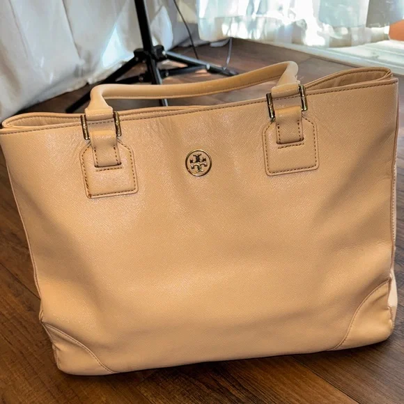 Tory Burch Beige Leather Tote - Picture 3 of 15